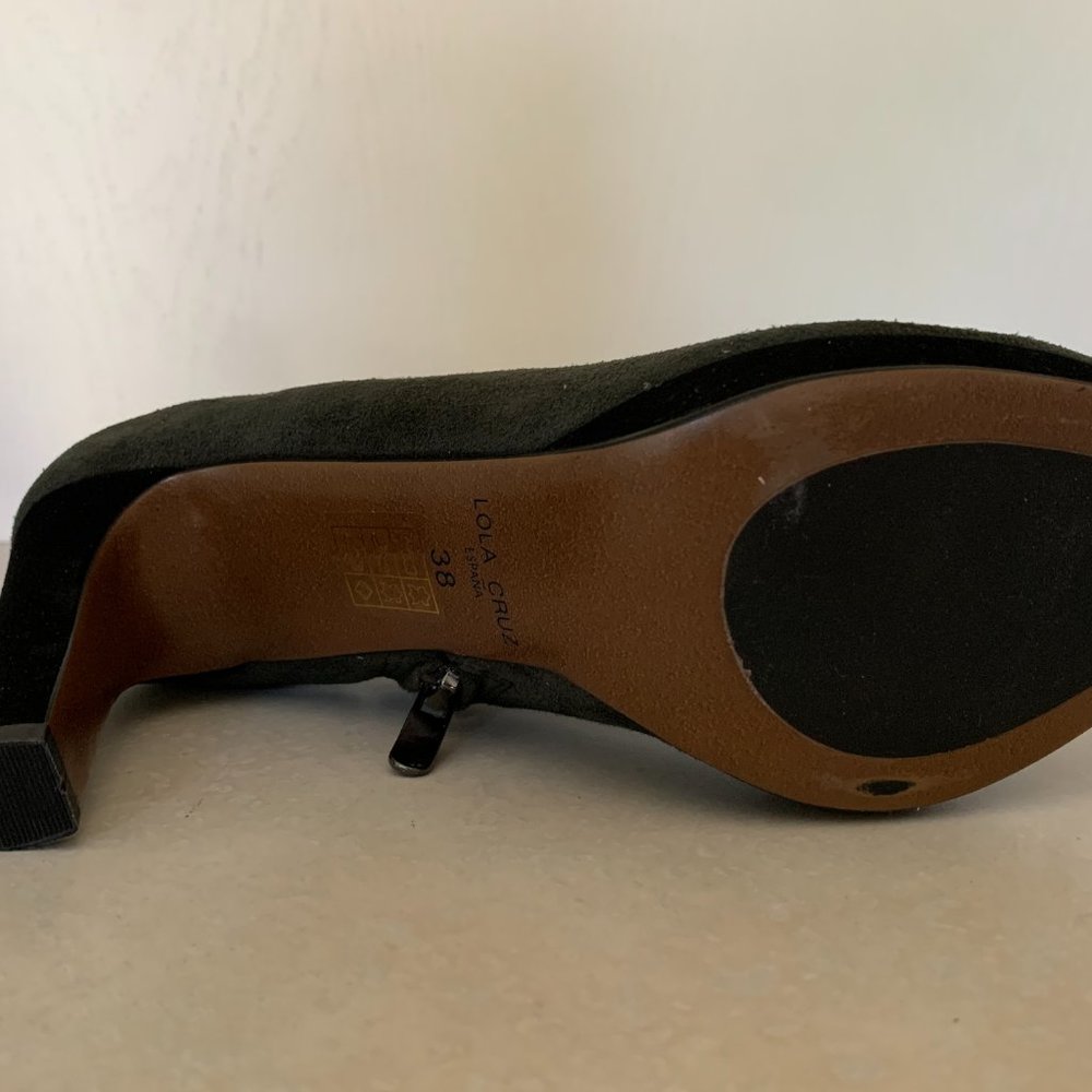 SOLD Lola Cruz Grey Suede Booties - Picture 9 of 11